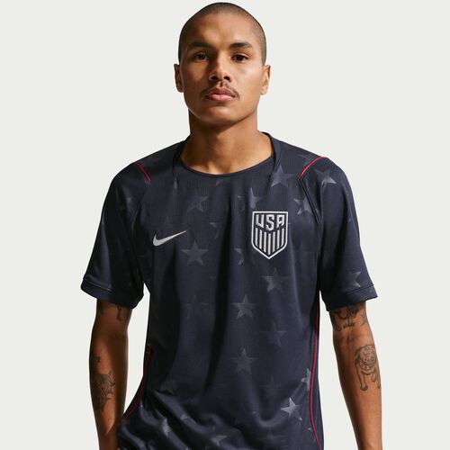 Selecci&oacute;n de f&uacute;tbol masculino de Estados&nbsp;Unidos visitante 2026&nbsp;Stadium, Obsidiana oscuro/Rojo universitario/Platino puro, hi-res