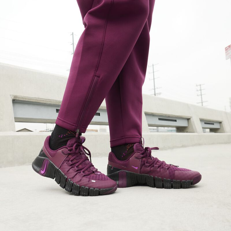 Nike Free Metcon 5, Burdeos/Negro/Voltio/Morado vivo, hi-res