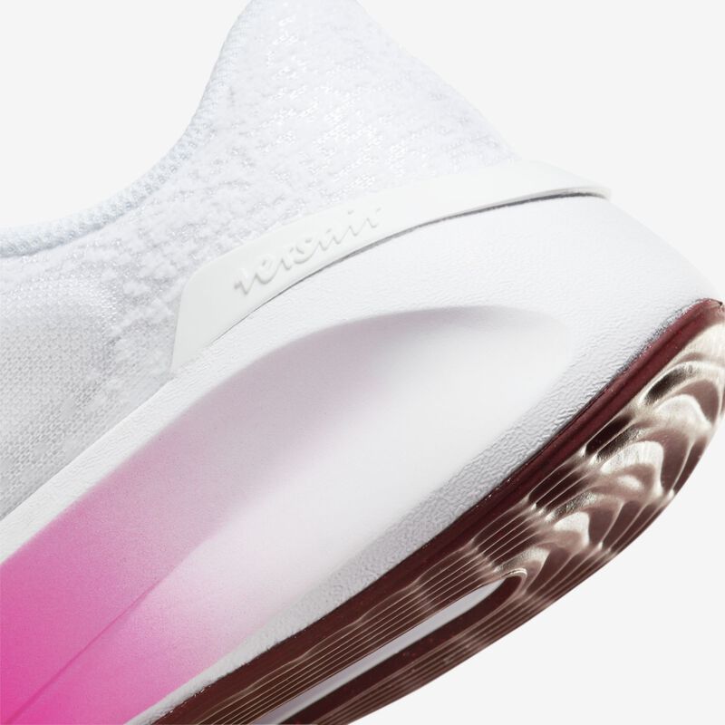 Nike Versair, Blanco/Rosa Intenso/Plateado Metalizado/Rojo Oscuro, hi-res