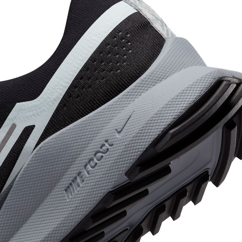 Nike React Pegasus Trail 4, Negro/Gris oscuro/Gris lobo/Halo, hi-res