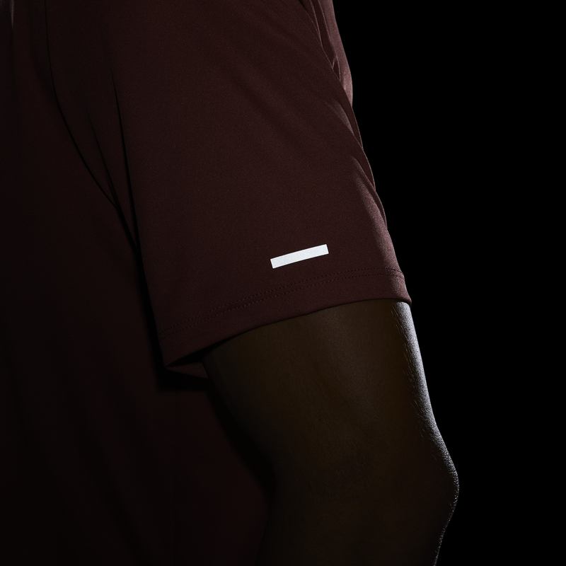 Nike Dri-FIT UV Miler Run Division, Burdeos/Naranja/Negro/Plata, hi-res