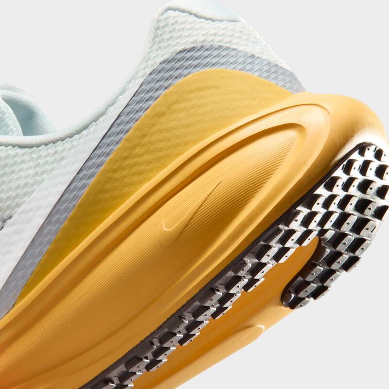 Zapatilla Nike Revolution&nbsp;8, Blanco, hi-res