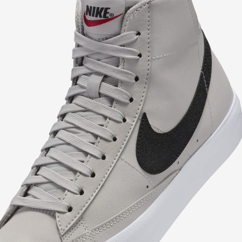 Nike Blazer Mid '77, Plata Metalizada/Negro-Blanco-Mineral De Hierro Claro, hi-res