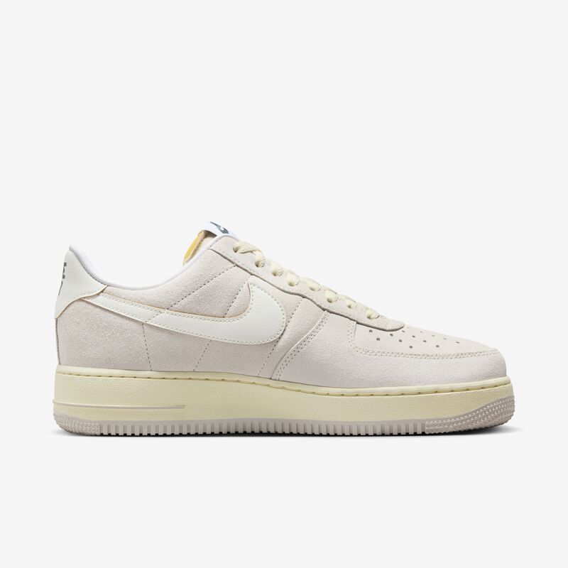 Nike Air Force 1 '07, Marrón verdoso claro/Leche de coco/Jungla intenso/Vela, hi-res
