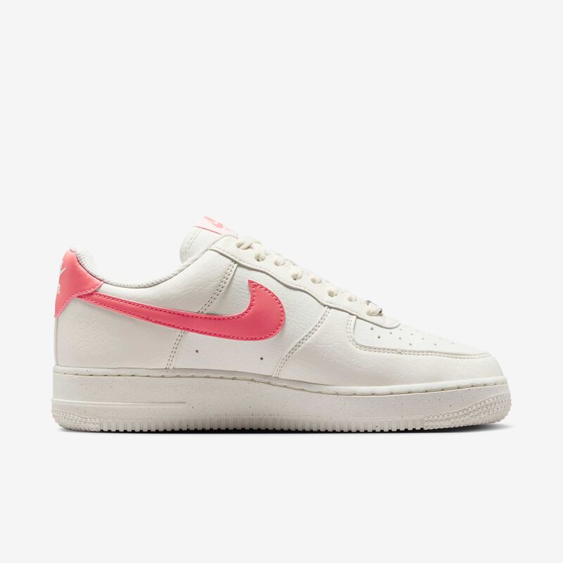 Nike Air Force 1 07 SE, Vela/Lava Cálido/Plata Metalizado/Vela, hi-res