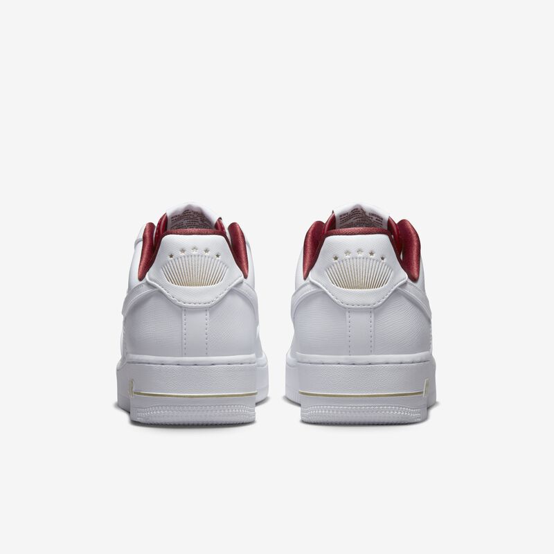 Nike Air Force 1 '07 SE, Blanco/Rojo team/Estrella de oro metálico/Blanco, hi-res