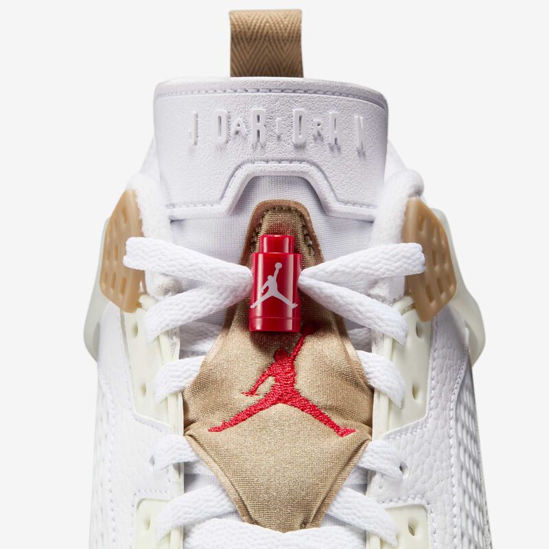 Jordan Spizike Low, Blanco/Camuflaje del Desierto/Vela/Rojo Fuego, hi-res