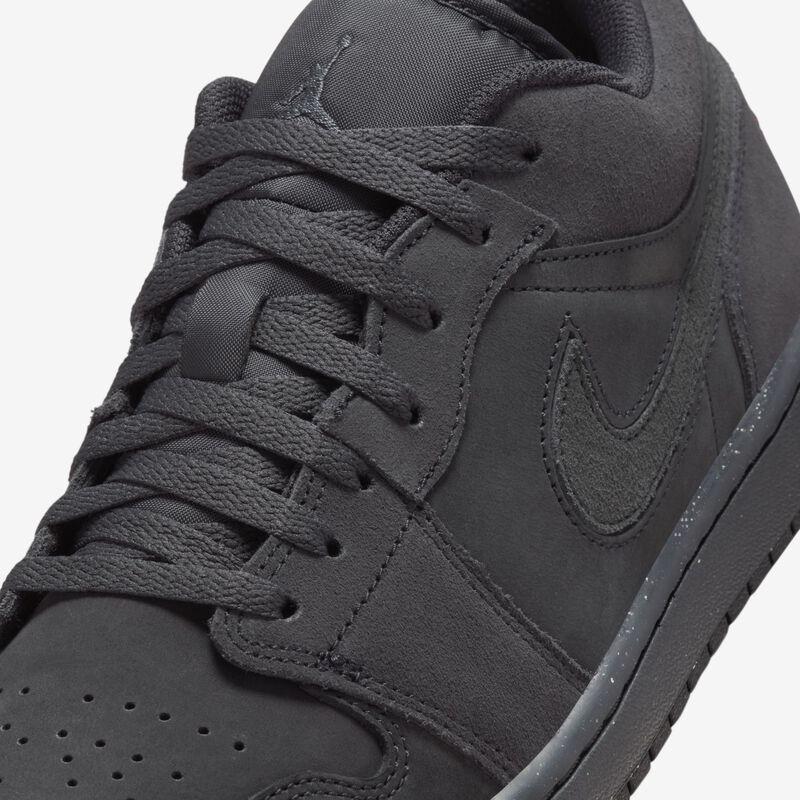Air Jordan 1 Low SE Craft, Gris ahumado oscuro/Negro-Rojo Varsity, hi-res