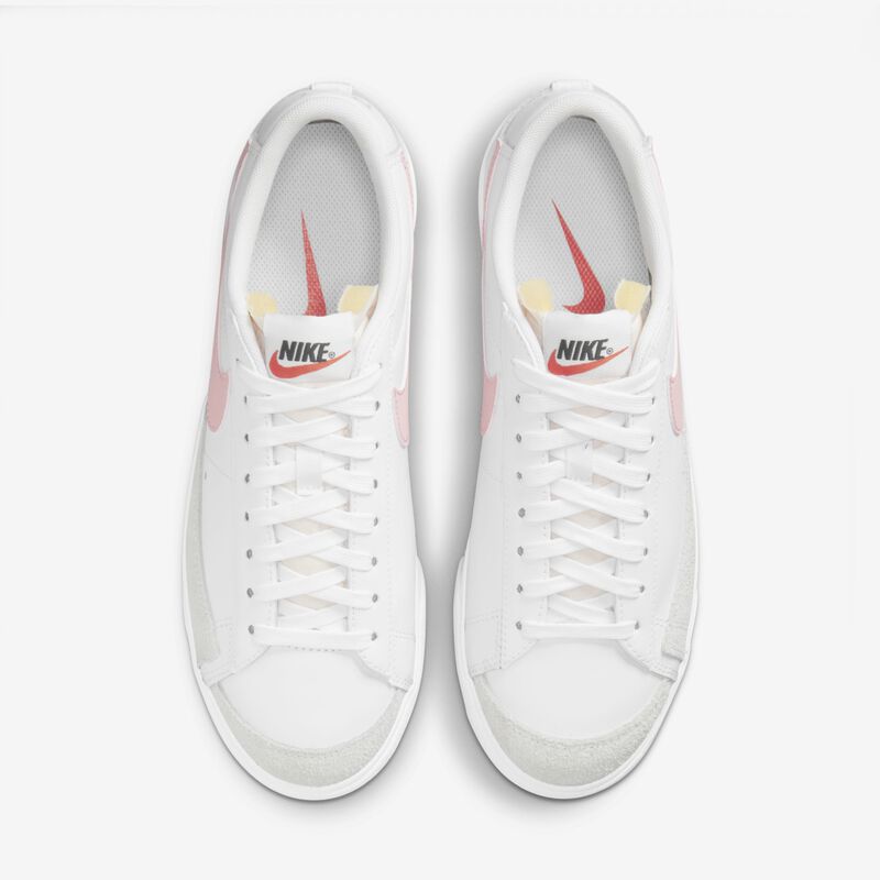 Nike Blazer Low Platform, Blanco/Rosa Esmalte-Blanco Cumbre-Negro, hi-res