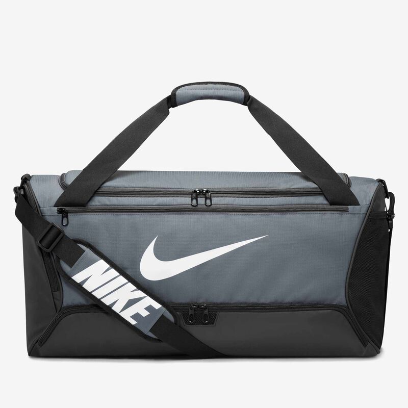 Nike Brasilia 9.5, Gris Hierro/Negro/Blanco, hi-res