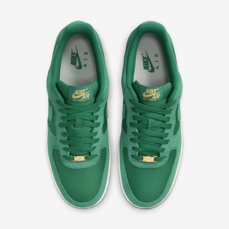 Nike Air Force 1 '07 LV8, Malaquita/Marfil Pálido/Oro Metalizado/Malaquita, hi-res