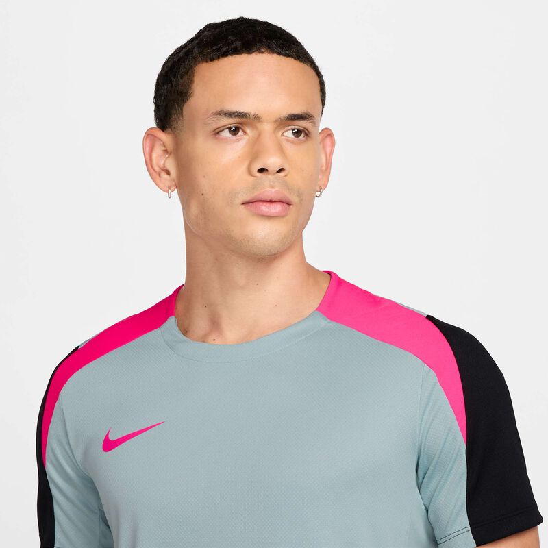 Nike Strike, VERDE, hi-res
