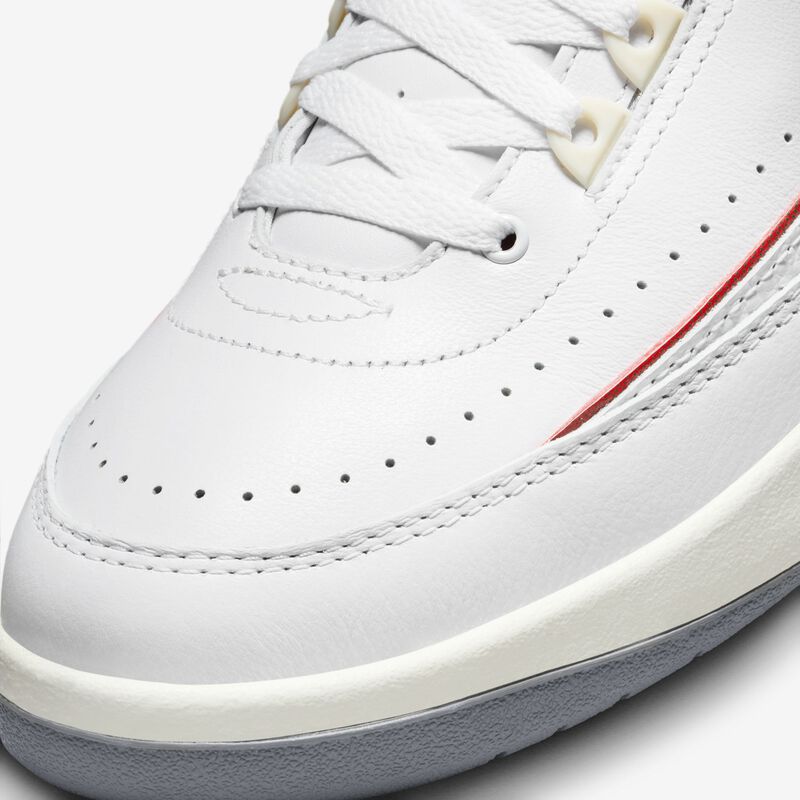 Air Jordan 2 "Origins", Blanco/Abeto/Vela/Rojo pasión, hi-res