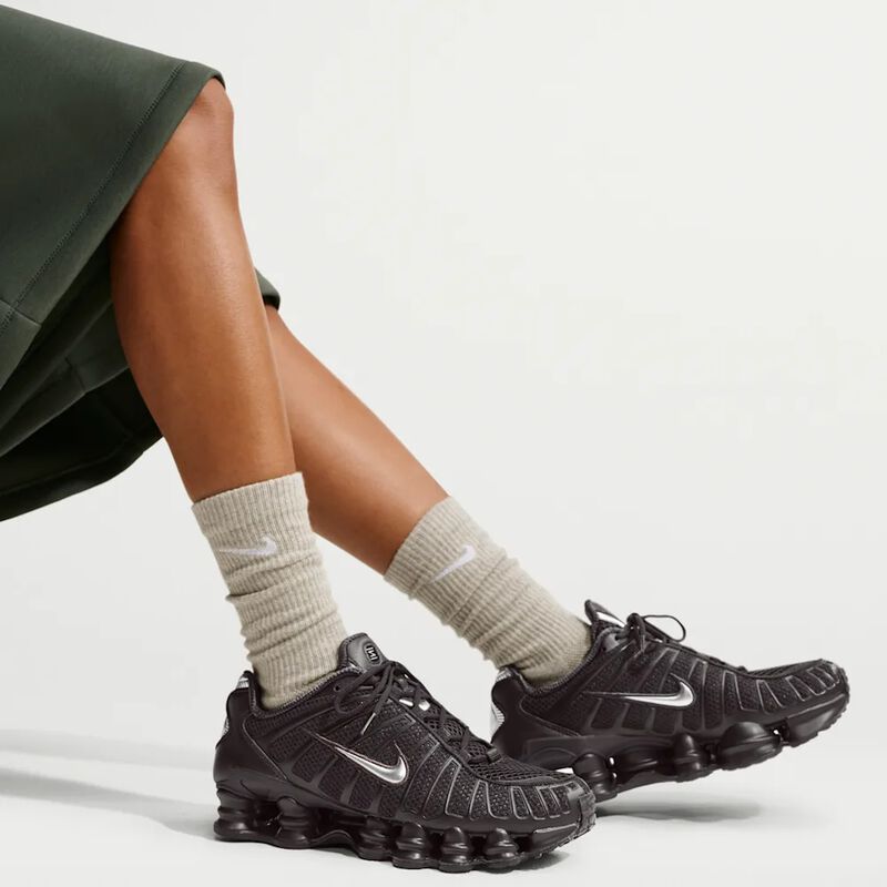 [Ljava.lang.String;@73f39cf Nike Shox TL, Marr&oacute;n, hi-res