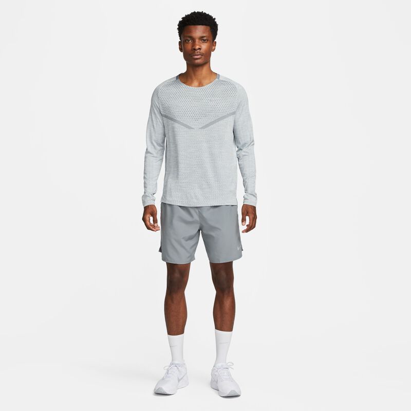 Nike Challenger, Gris humo/Gris humo/Negro, hi-res