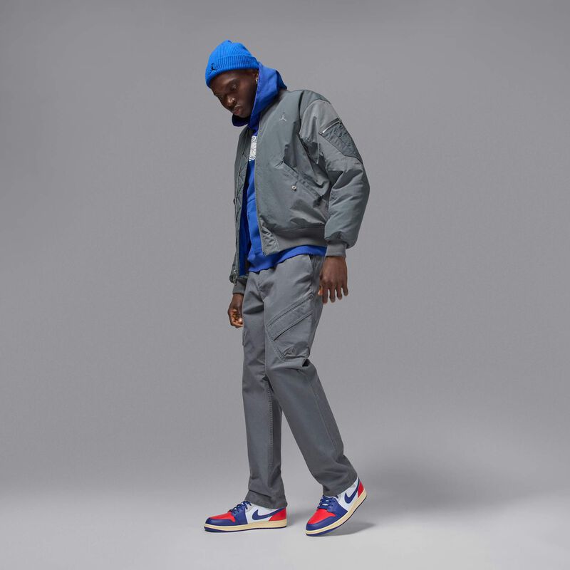 Air Jordan 1 Mid, Blanco/Rojo Universitario/Gris Neutro/Azul Real Profundo, hi-res