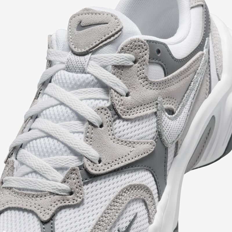 Nike AL8, Blanco/Plata Metalizado-Gris Humo-Negro, hi-res