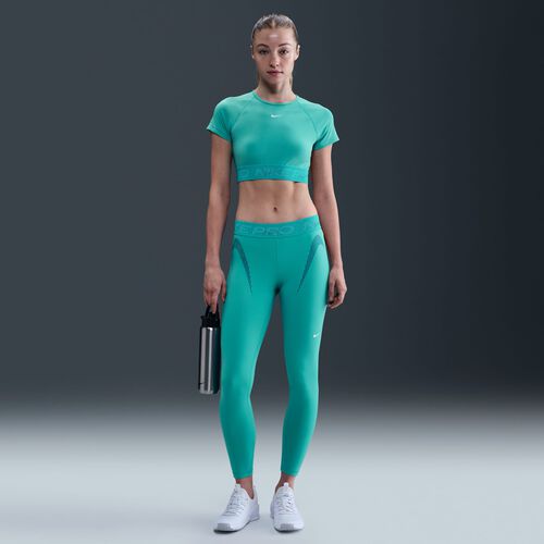 Nike Pro