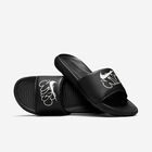 Nike Victori One, Negro/Vela/Blanco, hi-res