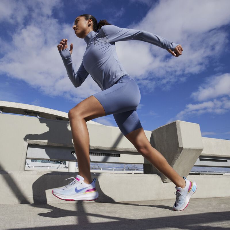 Nike Invincible 3, Blanco/Polvo Fosforito/Rosa Feroz/Azul Real Profundo, hi-res