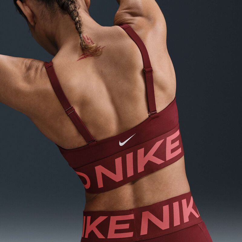 Nike Pro Indy Plunge, Rojo Team Oscuro/Brasa Mágica/Blanco, hi-res