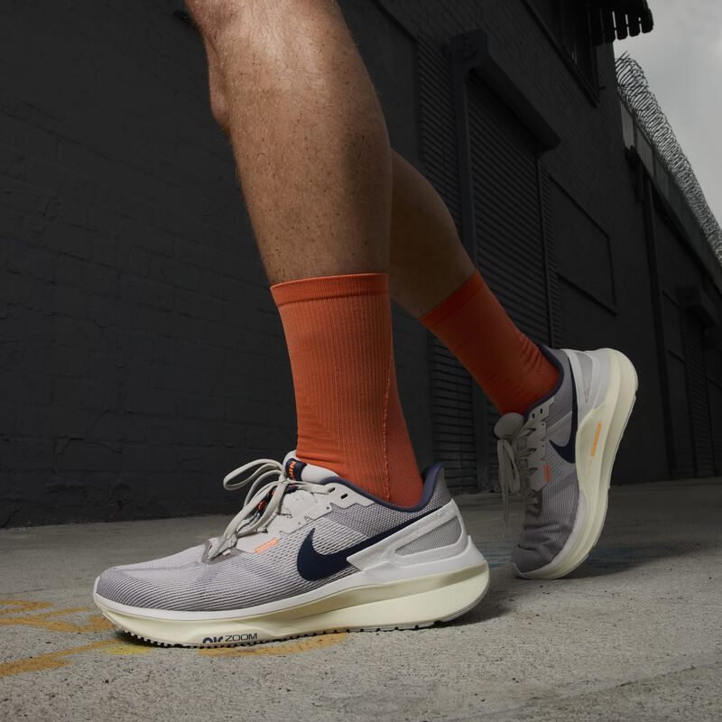 Nike Structure 25, Mena de hierro claro/Naranja total/Gris atmósfera/Trueno azul, hi-res