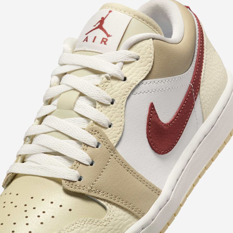 Air Jordan 1 Low, Blanco Cumbre/Rojo Sepia-Desierto Caqui, hi-res