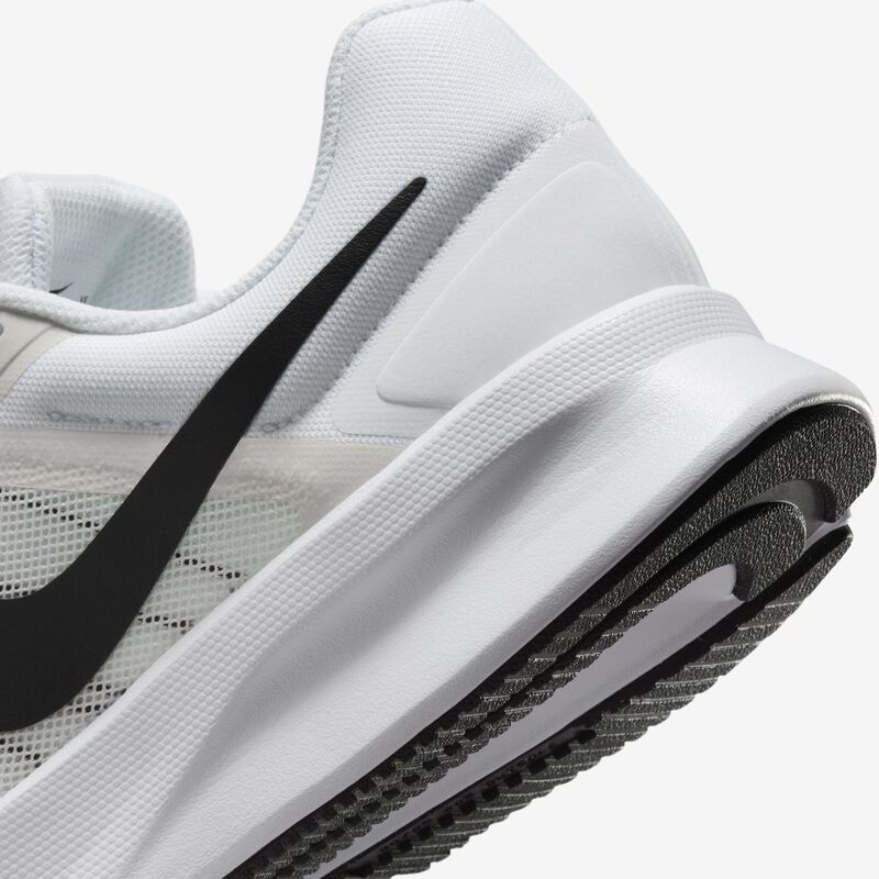 Nike Run Swift 3, Blanco/Negro-Blanco Cumbre-Tinte Platino, hi-res