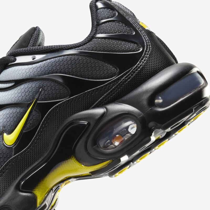Nike Air Max Plus, Negro/Amarillo Opti-Gris Lobo, hi-res