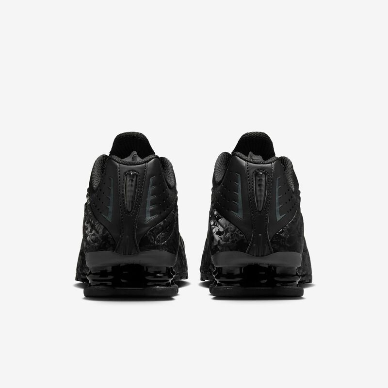 Nike Shox R4, Negro/Gris Humo Oscuro, hi-res