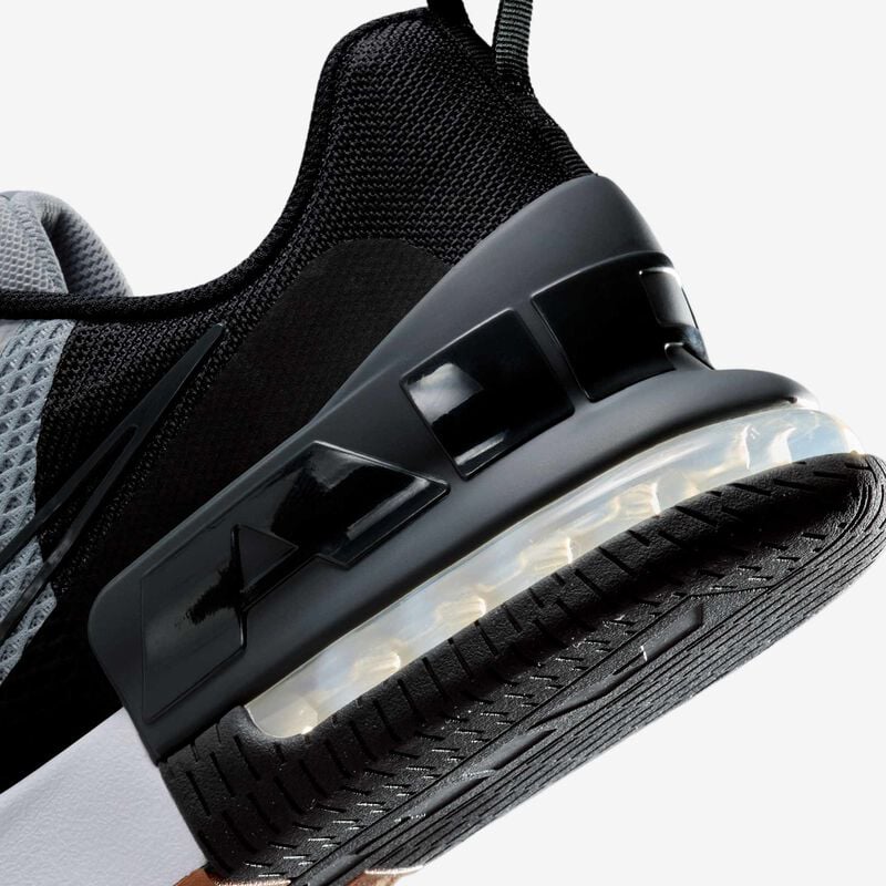 Nike Air Max Alpha Trainer 6, Gris Humo Claro/Negro/Marrón Goma Media/Antracita, hi-res