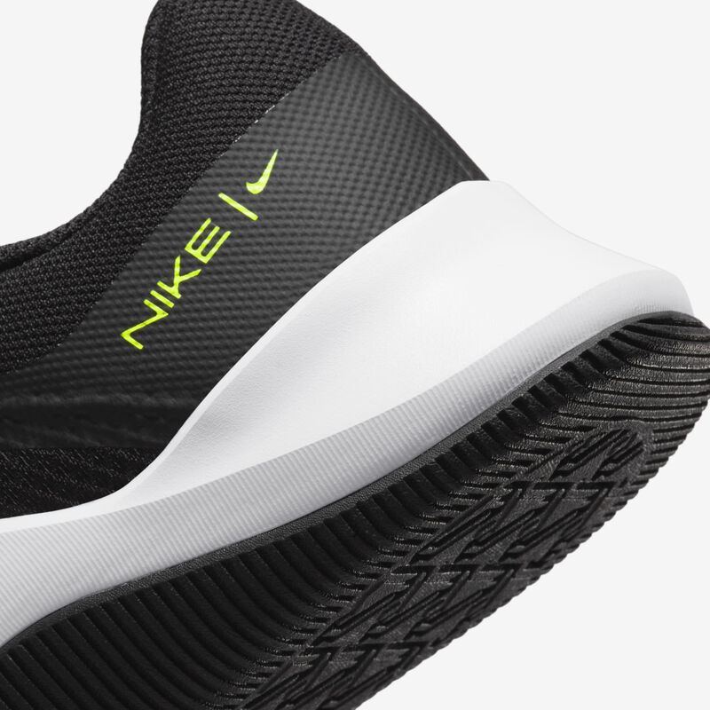 Nike MC Trainer 2, Negro/Negro/Volt, hi-res