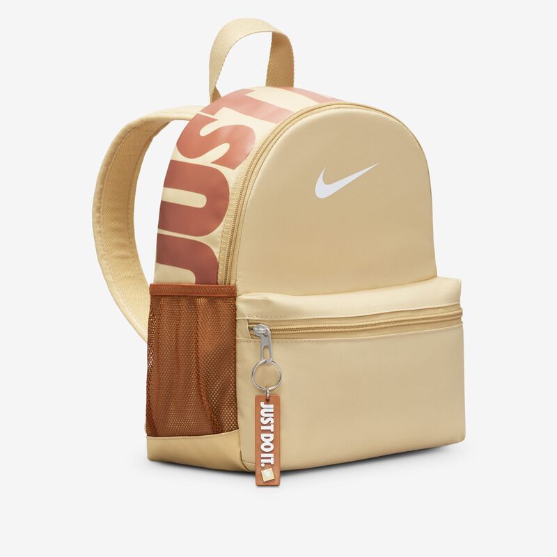 Nike Brasilia JDI, Sésamo/Rojo Oscuro/Blanco, hi-res