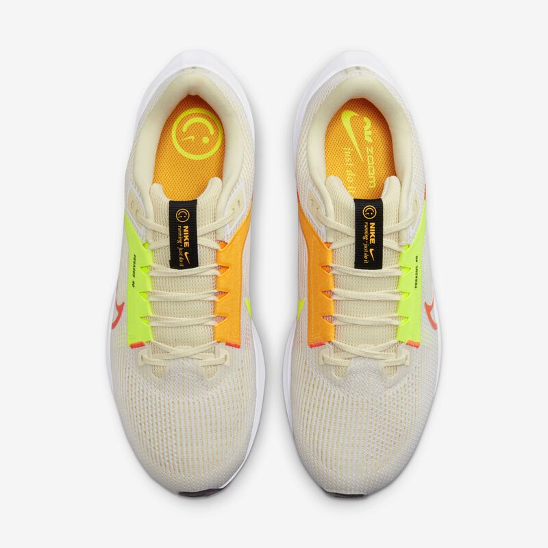 Nike Pegasus 40, Blanco/Leche de coco/Voltio/Multicolor, hi-res
