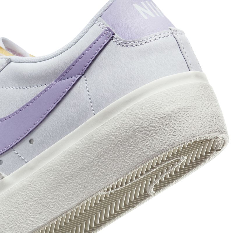 Nike Blazer Low Platform, Blanco/Lila Bloom-Vela, hi-res