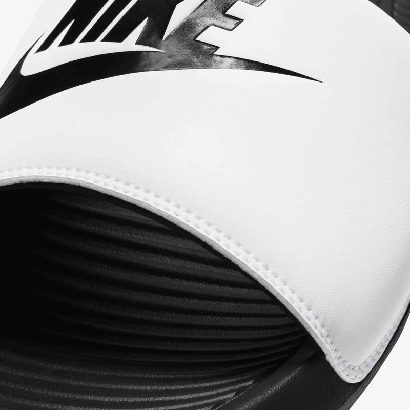 [Ljava.lang.String;@339e69f7 Nike Victori One, Negro, hi-res