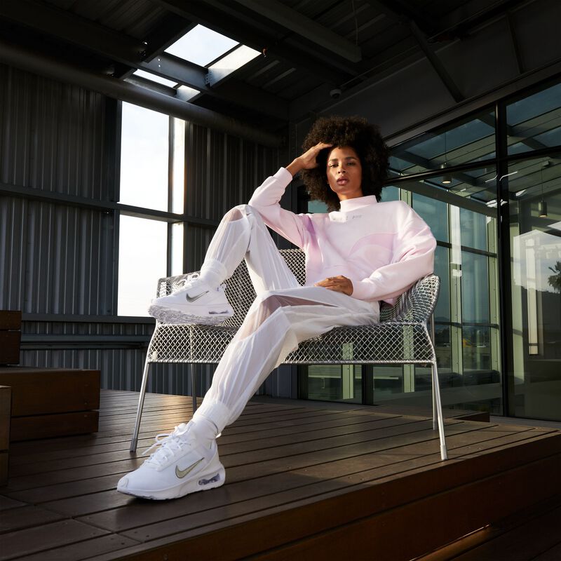 Nike Air Max INTRLK Lite, Blanco/Blanco/Plata Metalizado, hi-res