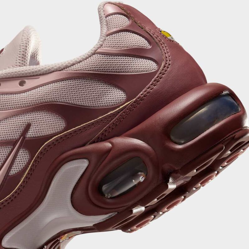 Nike Air Max Plus, Rojo Sepia/Polvo de estrellas rojo-Limo Rojo, hi-res