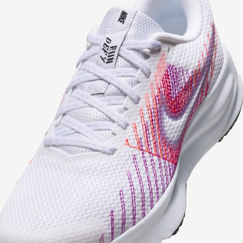 Nike Run Defy, Blanco/Carmesí Brillante/Vívido Púrpura/Hortensias, hi-res
