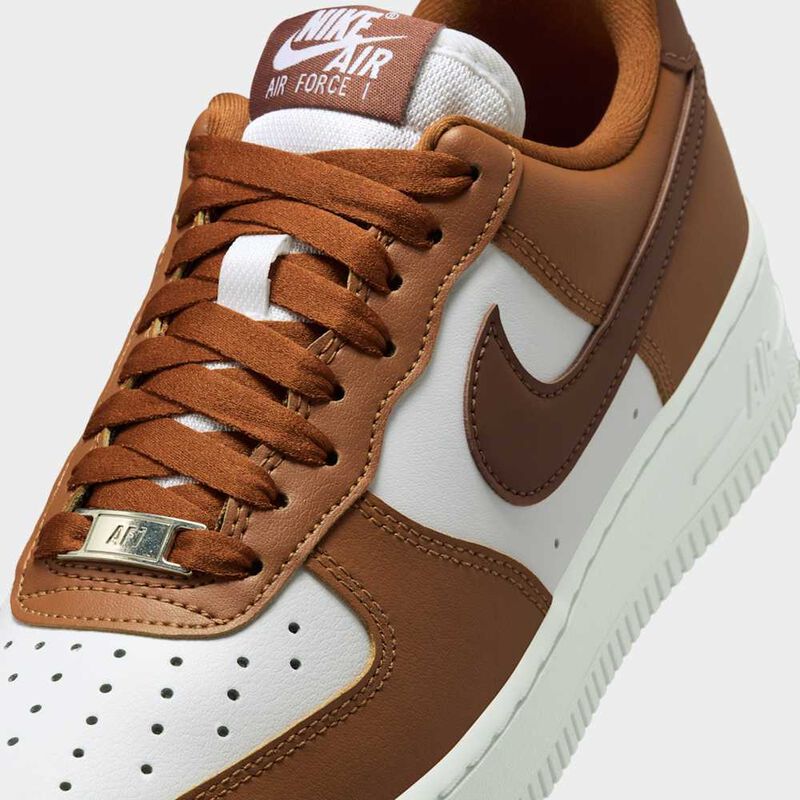 Zapatilla Nike Air Force 1 '07, Marr&oacute;n, hi-res