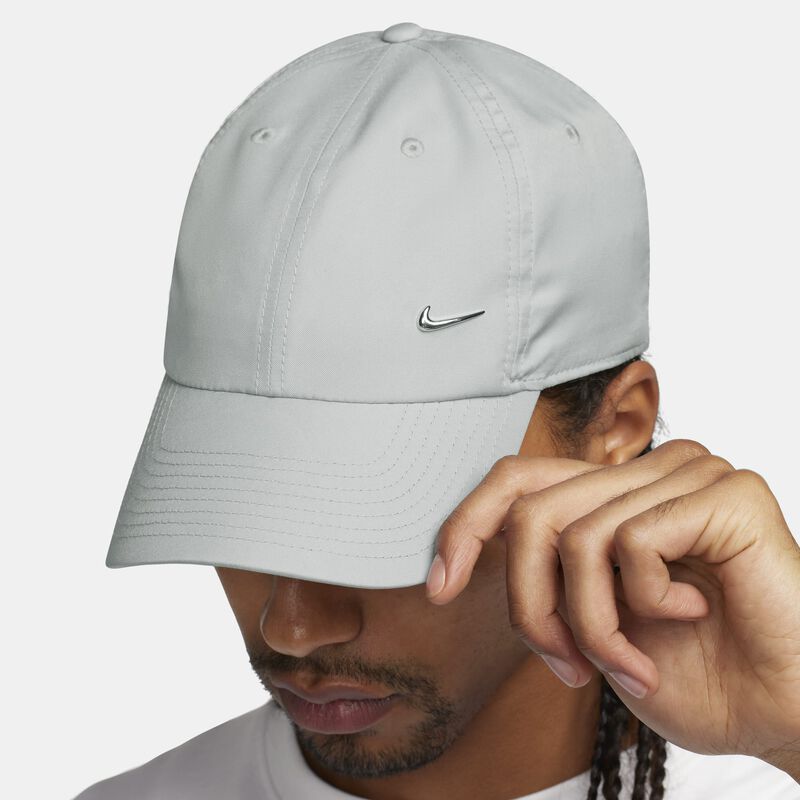 Nike Dri-FIT Club, Gris Humo Claro/Plata Metalizado, hi-res