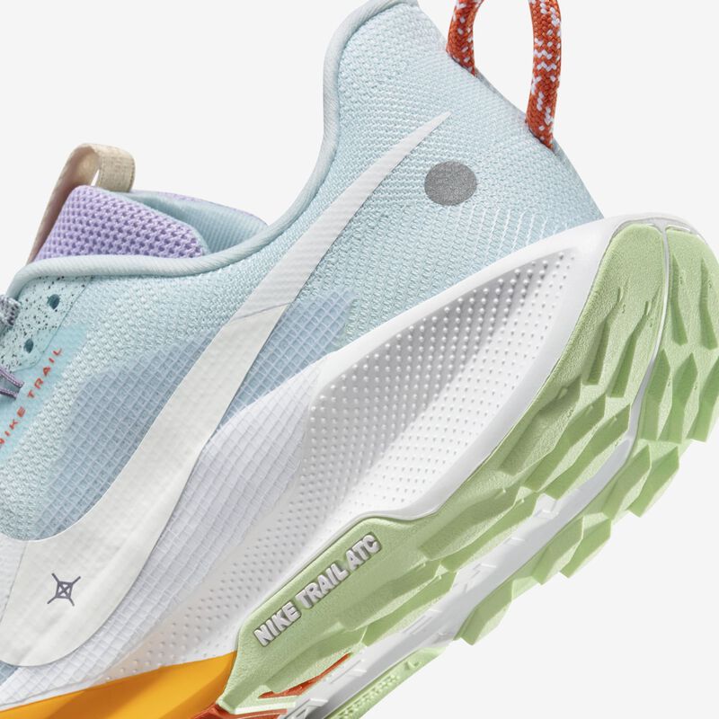Nike Pegasus Trail 5, Azul Glaciar/Blanco-Amanecer-Reloj De Sol, hi-res