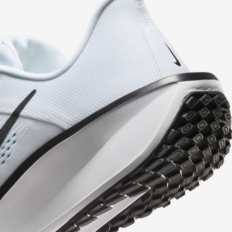 Nike Quest 6, Blanco/Cactus Polvoriento/Negro, hi-res