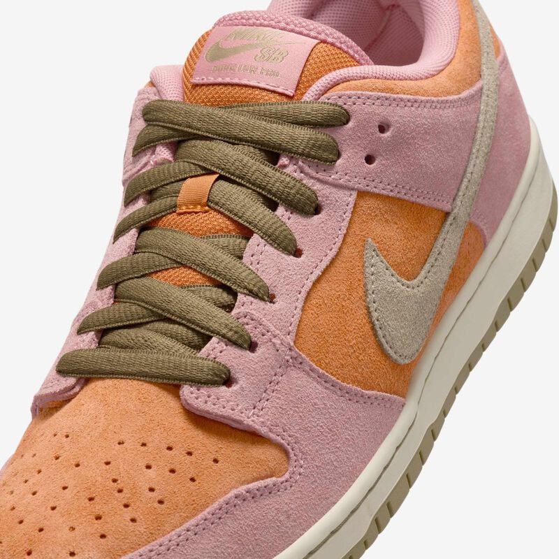 Nike SB Dunk Low Pro, Rojo Nebulosa/Monarca/Leche De Coco/Oliva Neutro, hi-res
