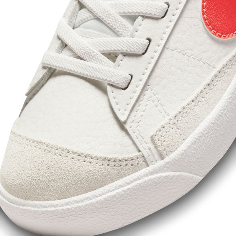 Nike Blazer Low 77, Fantasma/Blanco cumbre/Carmesí brillante, hi-res