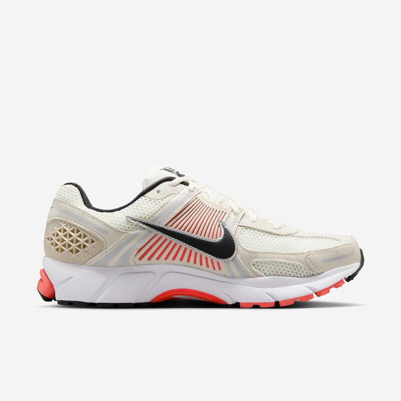 Nike Zoom Vomero 5, Orewood Claro Marrón/Carmesí brillante/Vela/Negro, hi-res