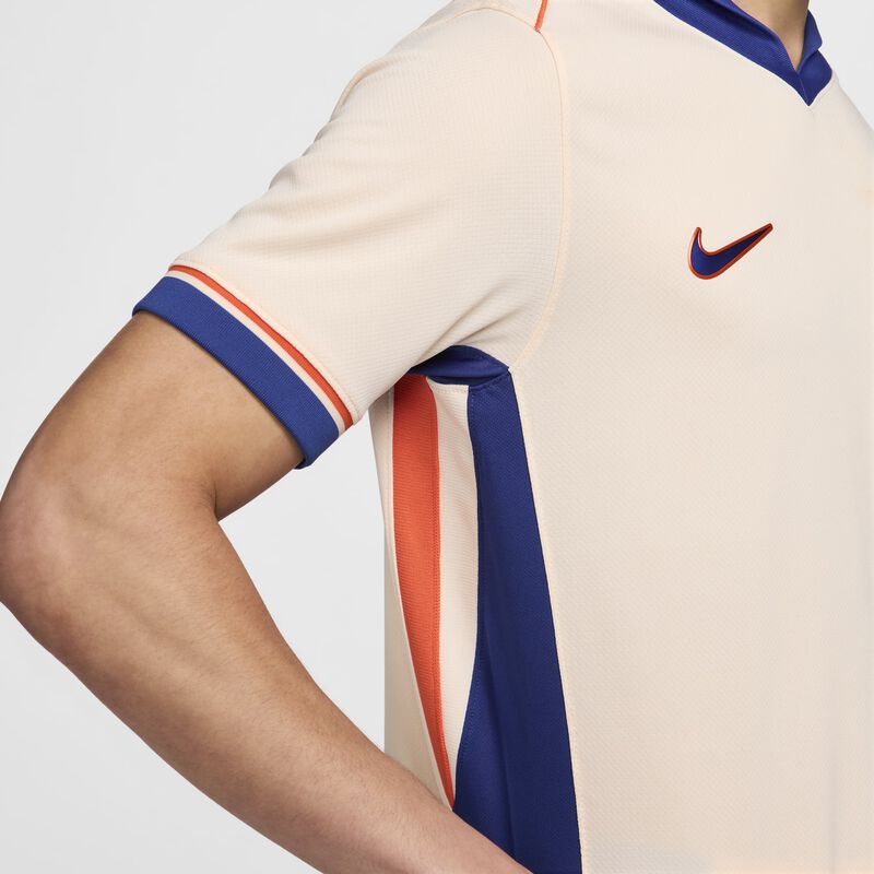 Camiseta Nike Sportswear, Marr&oacute;n, hi-res