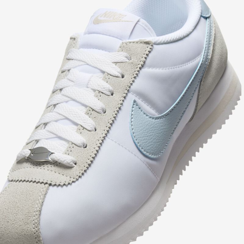 Nike Cortez, Blanco/Marrón Orewood Claro/Blanco Cumbre/Azul Armería Claro, hi-res