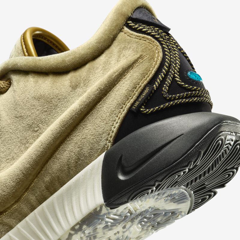 LeBron XXI, Oro Metalizado/Leche De Coco/Aguamarina/Negro, hi-res