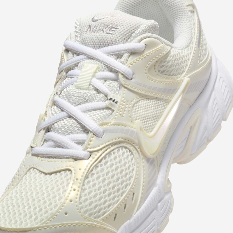 Nike V5 RNR, Perla Suave/Blanco-Vela-Plata Metalizada, hi-res